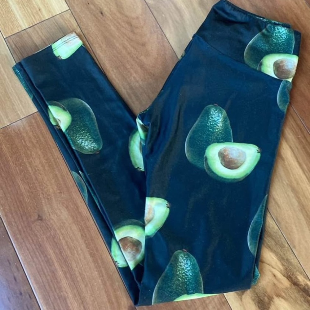 Goldsheep Yoga Leggings with Avocado Design